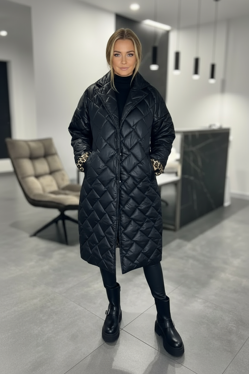 Ofira – Dwustronny pikowany płaszcz z panterkową podszewką